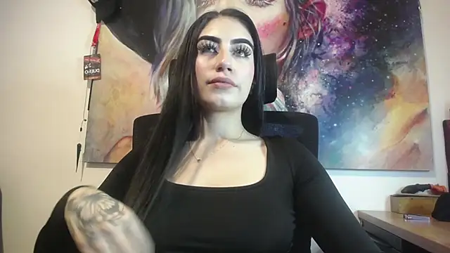 Snapshot of SCARLETT_INK_ chatting on May 2026 04:18:02 AM SCARLETT INK online show from May 2026 04:18:02 AM