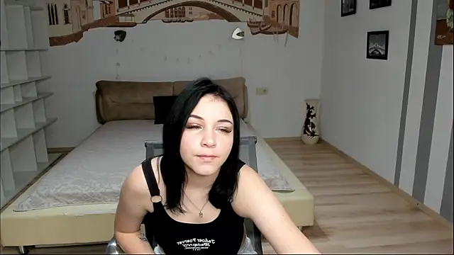 DianaOlsens online show from November 2025 01:55:01 PM