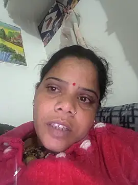 Hot suini online show from February 2026 08:24:02 AM