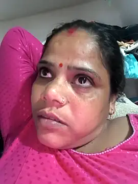 Hot suini online show from February 2026 04:01:01 PM