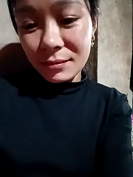 Lyla john online show from February 2026 12:48:02 PM