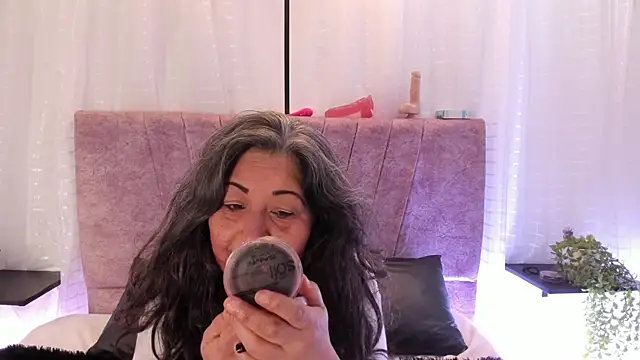 Victoriaa Anderson online show from April 2026 01:50:02 PM