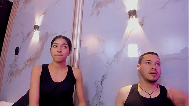 Aron and molly online show from February 2026 12:28:02 PM