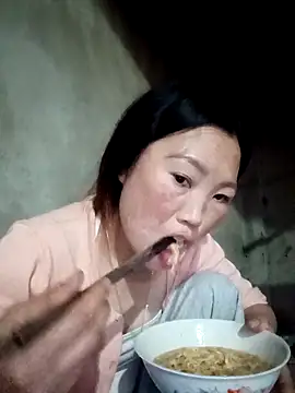 blonde blg online show from February 2026 07:51:01 AM