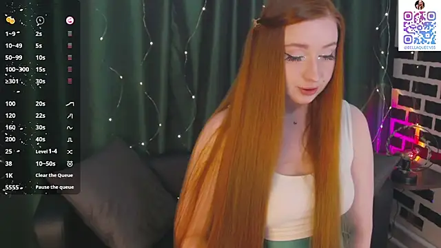 Snapshot of BellaQueennss chatting on December 2025 09:18:01 AM BellaQueennss online show from December 2025 09:18:01 AM