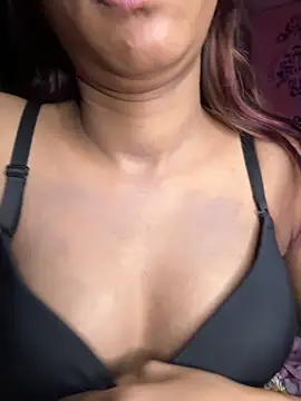 Your   Moonlight online show from December 2025 09:11:01 PM