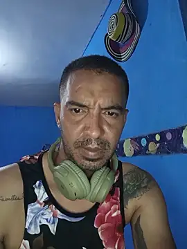 Snapshot of loboalexxx chatting on November 2025 05:55:02 PM loboalexxx online show from November 2025 05:55:02 PM