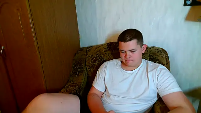 CuteButNaughty  online show from December 2025 06:14:03 PM