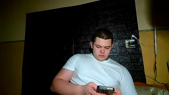 CuteButNaughty  online show from February 2026 09:09:02 PM