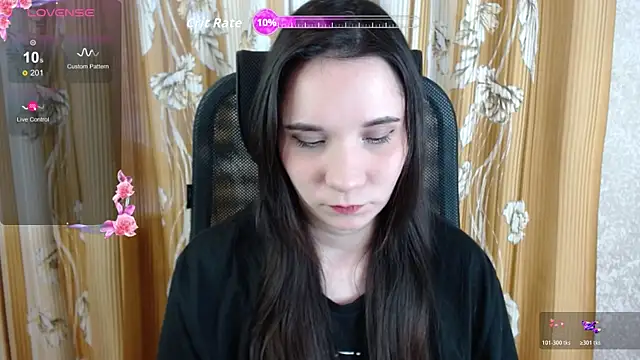 Snapshot of KateForYou chatting on November 2025 10:28:02 AM KateForYou online show from November 2025 10:28:02 AM