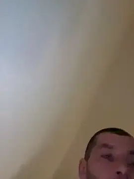 Snapshot of Kinkycouple142 chatting on November 2025 10:40:01 PM Kinkycouple142 online show from November 2025 10:40:01 PM