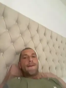 Kinkycouple142 online show from June 2026 05:25:01 PM