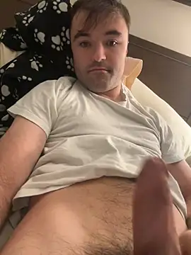 Rkoury39 online show from November 2025 02:17:02 AM