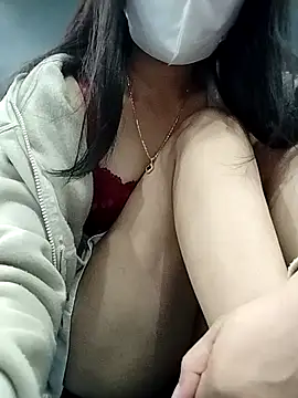   Anna    online show from December 2025 01:41:02 PM