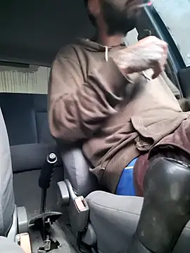 willgol1999 online show from November 2025 09:14:02 PM