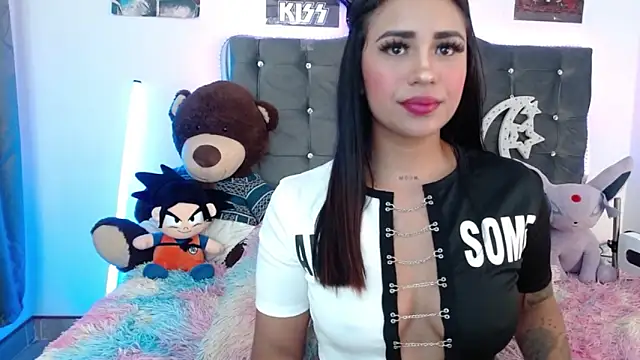 Snapshot of lunabritton1 chatting on March 2026 04:47:01 AM lunabritton1 online show from March 2026 04:47:01 AM