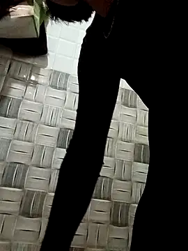 thuy-kieu online show from February 2026 09:23:01 PM