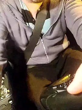 Nousdeux21 online show from February 2026 05:51:01 PM