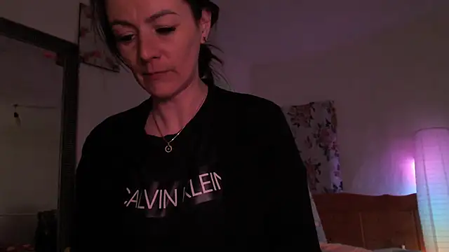 MissyDior8 online show from April 2026 09:03:02 AM