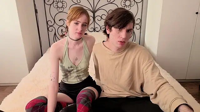 Danny loves Mary online show from November 2025 03:34:01 AM