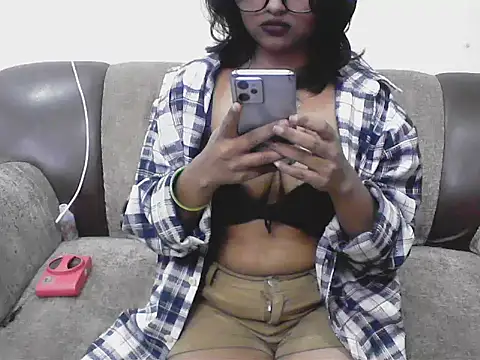 Snapshot of Soniya_singh__ chatting on February 2026 07:10:02 PM Soniya singh online show from February 2026 07:10:02 PM