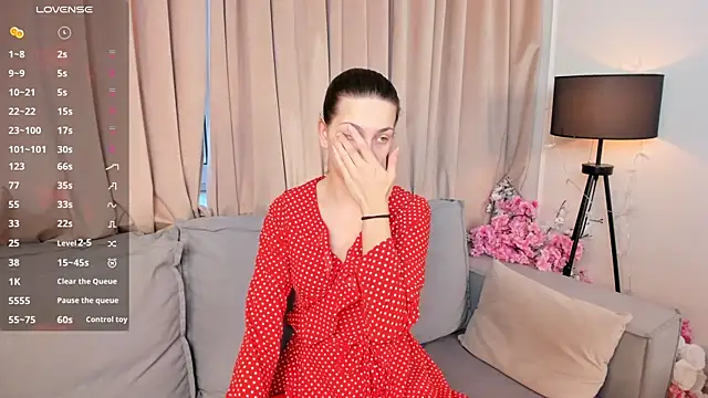 Snapshot of MerrileeFondren chatting on December 2025 07:03:02 AM MerrileeFondren online show from December 2025 07:03:02 AM