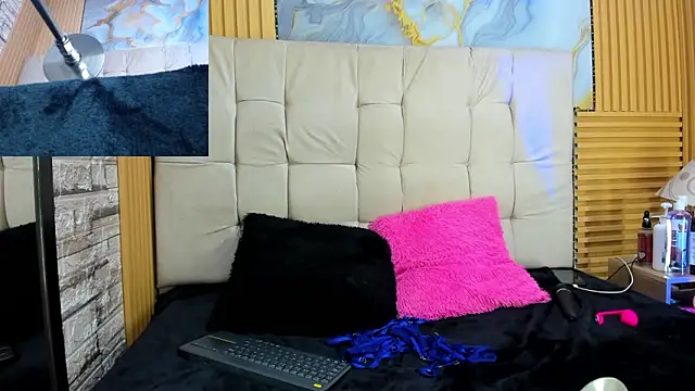 meliangels303av online show from March 2026 02:26:01 AM