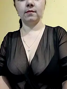 Vitalina282128 online show from November 2025 11:38:01 PM