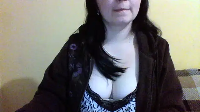 Snapshot of Vitalina282128 chatting on January 2026 08:29:01 PM Vitalina282128 online show from January 2026 08:29:01 PM