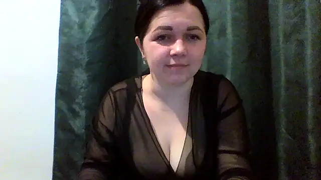 Snapshot of Vitalina282128 chatting on February 2026 04:52:02 PM Vitalina282128 online show from February 2026 04:52:02 PM