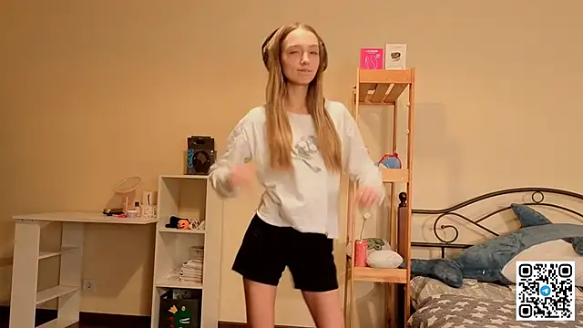 HoaPatton online show from December 2025 11:08:02 AM