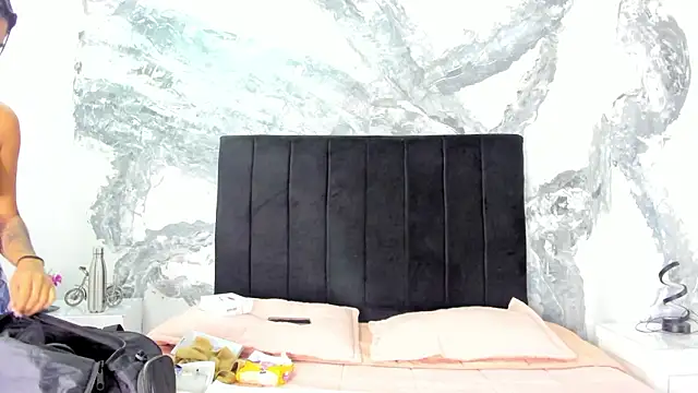 lilithDraven  online show from March 2026 04:18:01 AM