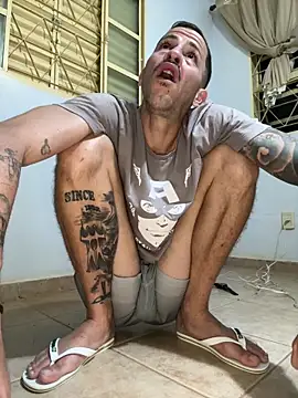 Lucasjandre online show from April 2026 08:45:01 AM