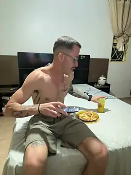 Lucasjandre online show from April 2026 09:59:01 PM