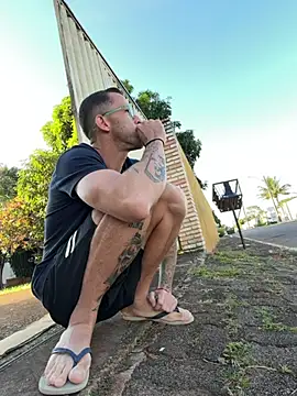 Lucasjandre online show from April 2026 10:19:02 AM