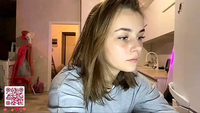 GeralynChiszar online show from November 2025 08:07:02 PM