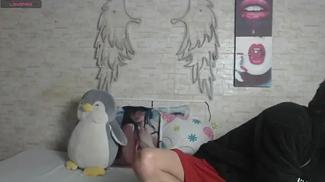 axel milo kairo and noa online show from January 2026 03:16:02 PM