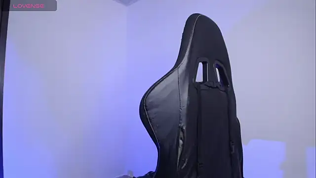 Millie bobby online show from December 2025 04:13:01 PM