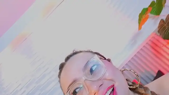 Amber bunnyx01 online show from February 2026 06:26:01 AM