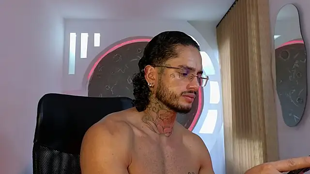 Alanrodgers online show from November 2025 01:00:02 PM