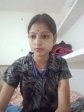 Mohnicute online show from June 2026 06:07:02 PM