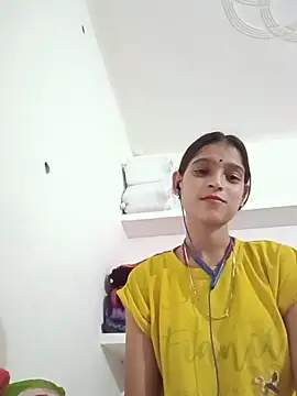 Mohnicute online show from August 2026 07:12:02 PM