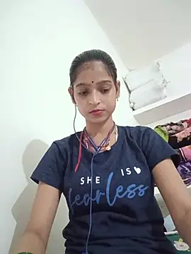 Mohnicute online show from August 2026 06:33:02 PM