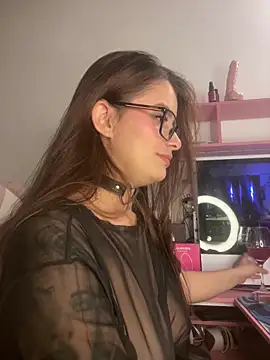 Snapshot of Loreleibell_ chatting on December 2025 02:38:01 AM Loreleibell online show from December 2025 02:38:01 AM