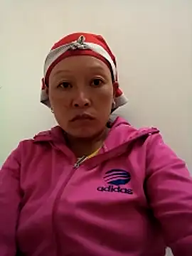 girl-hot2x online show from November 2025 11:54:01 AM