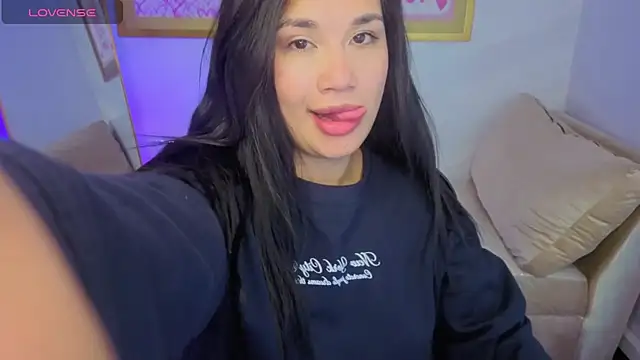 Snapshot of Violetta_jhonson_a chatting on May 2026 04:42:02 AM Violetta jhonson a online show from May 2026 04:42:02 AM