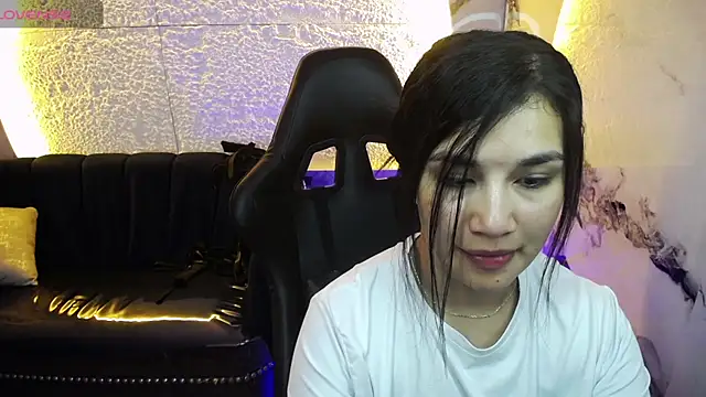 Snapshot of Violetta_jhonson_a chatting on June 2026 04:34:02 AM Violetta jhonson a online show from June 2026 04:34:02 AM