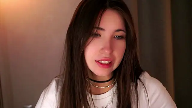 NanceeWestaway online show from December 2025 04:03:01 PM