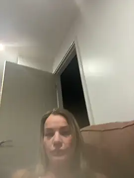 Cutebrowneyes  online show from December 2025 11:12:02 PM