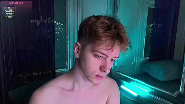 Paul Holt online show from December 2025 08:47:02 PM